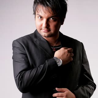 دلم شور میزد