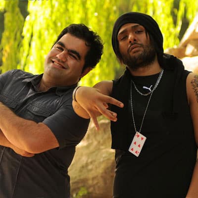 یکاری کن رقصمون بیاد ساسی